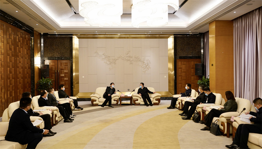 省尊龙凯时集团党委书记、董事长任丁率队赴南充调研