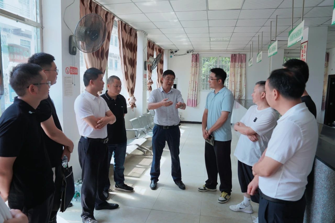 许东明赴南充市嘉陵区、巴中市通江县调研督导定点帮扶和托底性帮扶工作